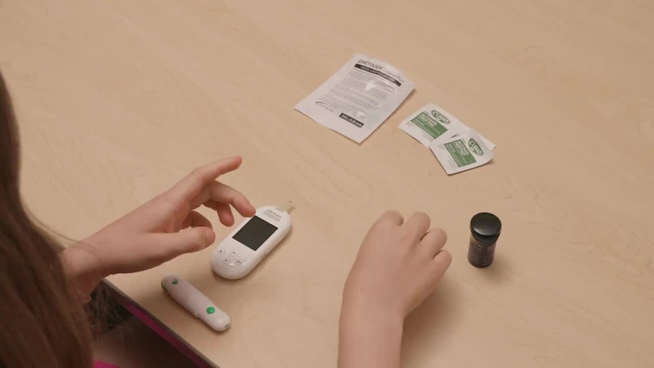 How to Check Your Blood Sugar with a Glucometer
