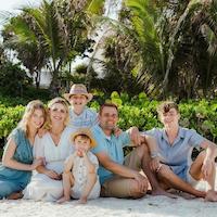 Sarah Steenbilk with family at the beach