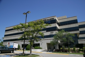 An exterior photo of 5520 College Boulevard Overland Park, KS 66211